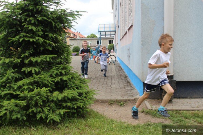 doskonaa-zabawa-i-gosc-specjalny-w-trzynastce-foto-63641