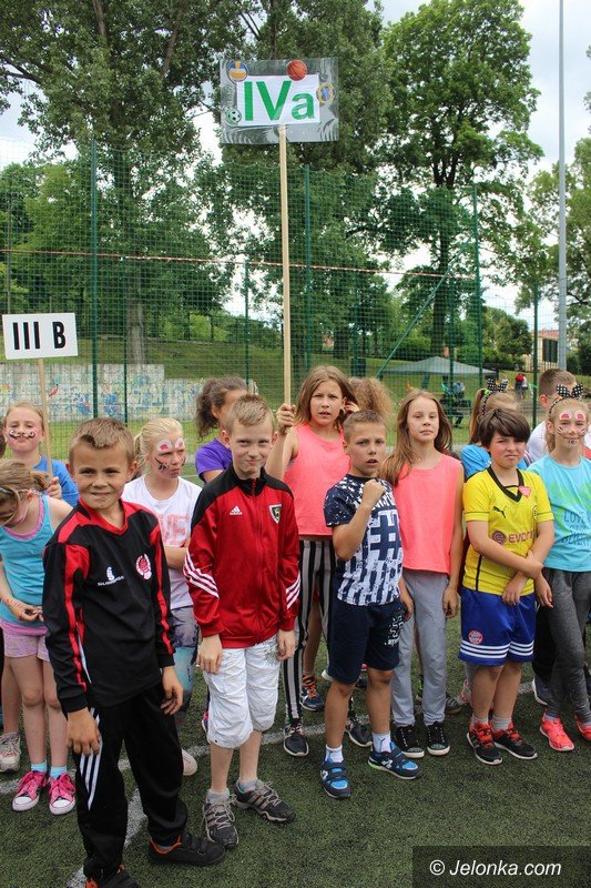 doskonaa-zabawa-i-gosc-specjalny-w-trzynastce-foto-63641
