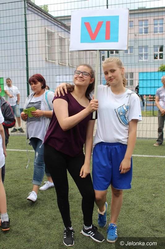 doskonaa-zabawa-i-gosc-specjalny-w-trzynastce-foto-63641