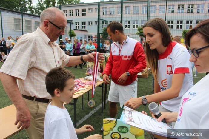 doskonaa-zabawa-i-gosc-specjalny-w-trzynastce-foto-63641