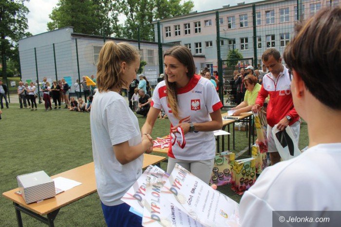 doskonaa-zabawa-i-gosc-specjalny-w-trzynastce-foto-63641