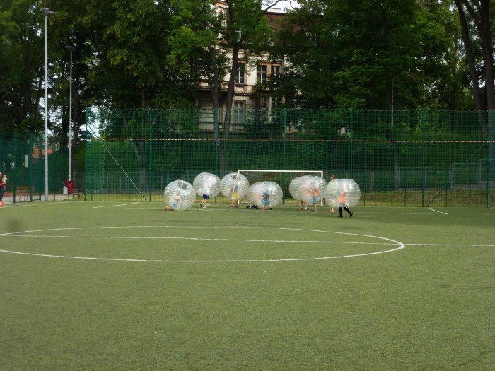 doskonaa-zabawa-i-gosc-specjalny-w-trzynastce-foto-63641