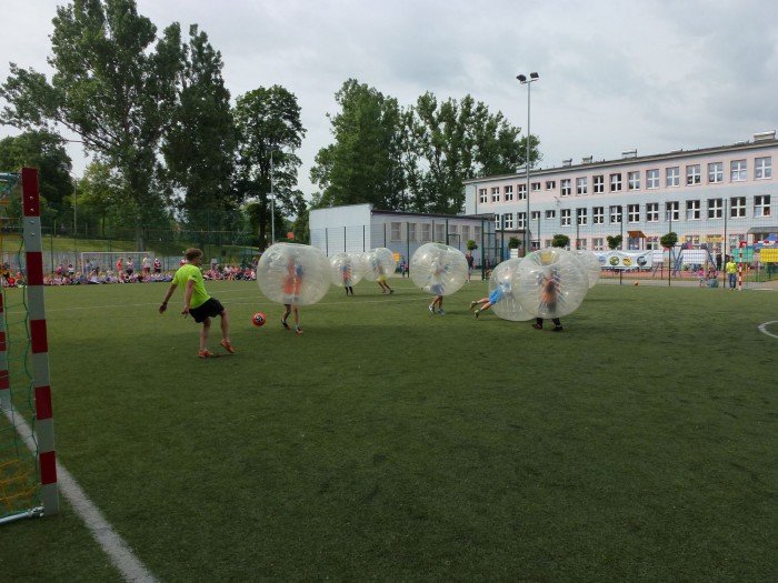 doskonaa-zabawa-i-gosc-specjalny-w-trzynastce-foto-63641