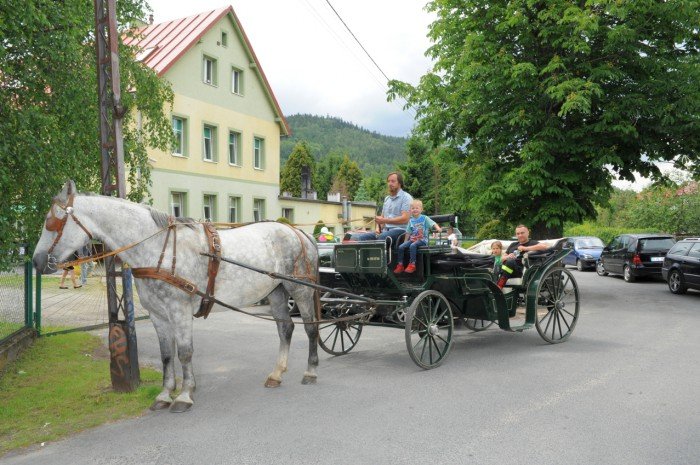 jubileusz-szkoy-w-mikowie-wiele-sie-dziao-foto-63698