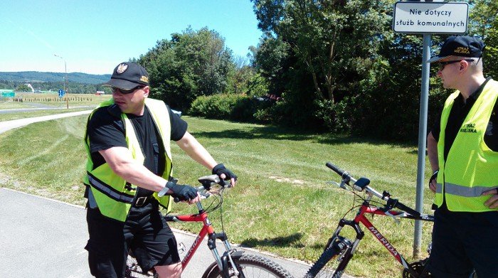 straznicy-miejscy-na-patrolach-rowerowych-foto-63704