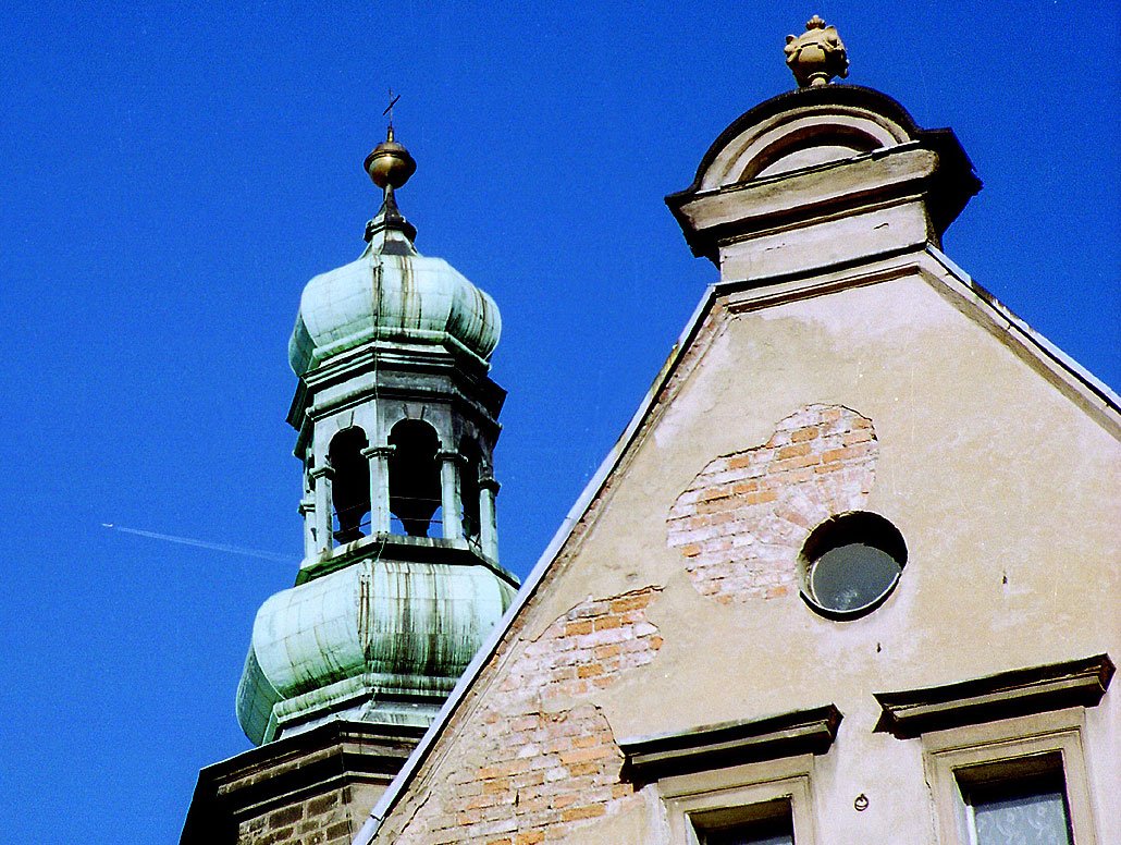 Szybowce szybują bardzo wysoko.