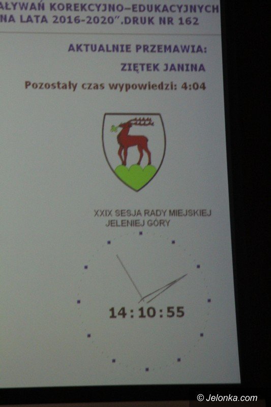 prezydent-otrzyma-od-radnych-absolutorium-foto-63767