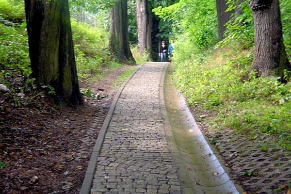 jelenia-gora-na-doni-638