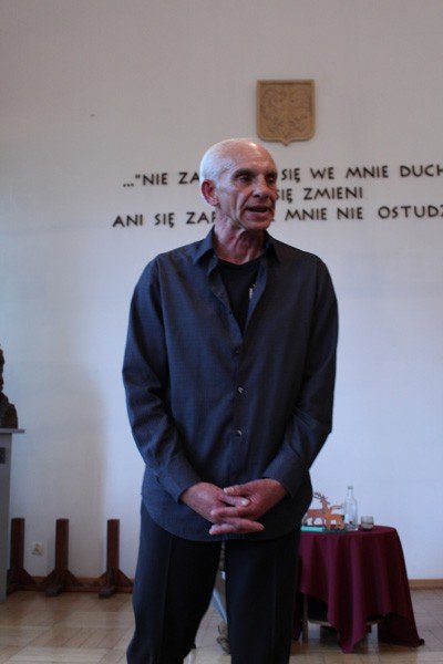 upadek-alberta-camusa-w-rzemiosach-foto-63822