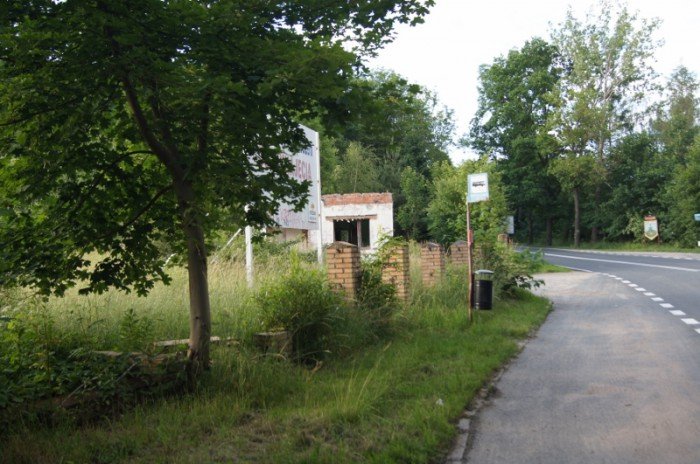 Wjazd na teren ośrodka
