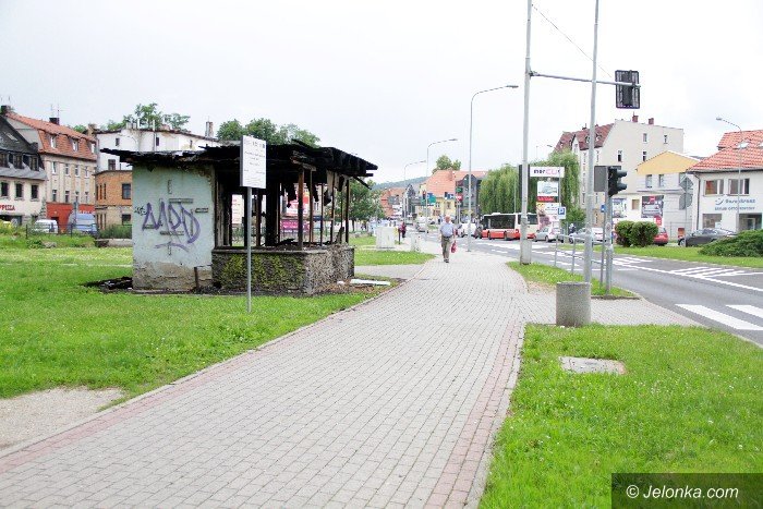 spalona-nieruchomosc-wreszcie-do-rozbiorki-foto-63846