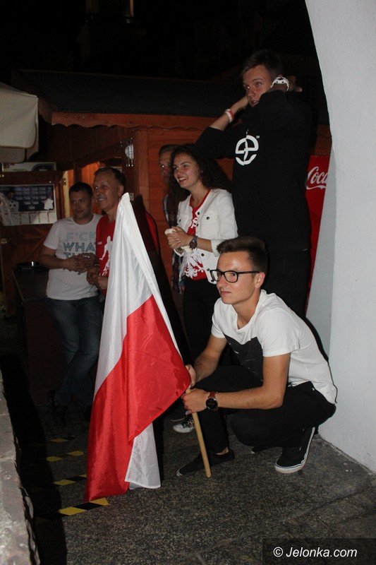 jeleniogorzanie-dziekuja-reprezentacji-foto-63897