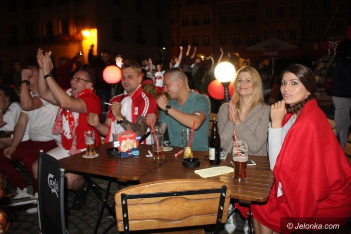 jeleniogorzanie-dziekuja-reprezentacji-foto-63897