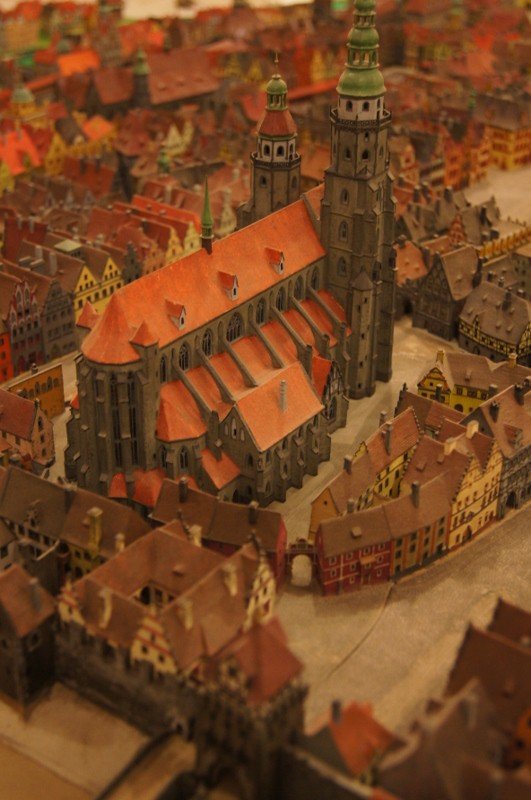 miasto-idealne-w-muzeum-przyrodniczym-foto-63905