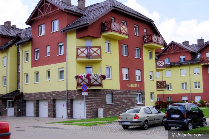niespokojna-ulica-zielona-foto-63921