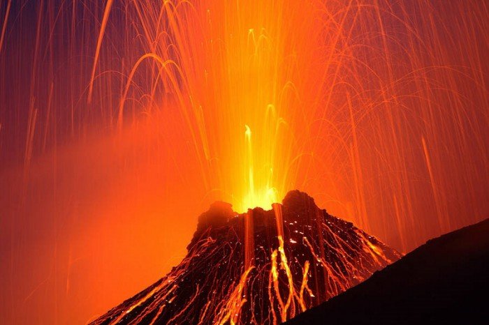 Czynny wulkan Stromboli