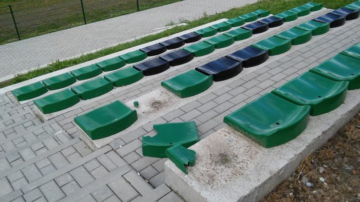kradziez-i-zniszczenia-w-kowarach-foto-63986