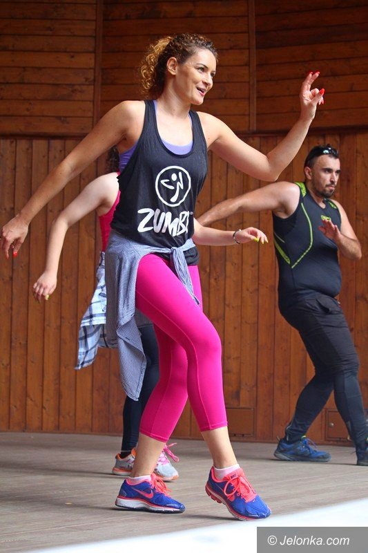 zumba-w-parku-zdrojowym-dziao-sie-foto-64033