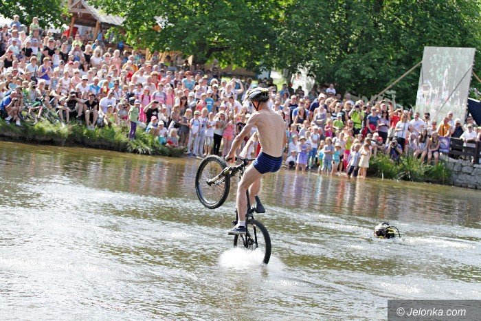 skoki-do-wody-zakonczyy-bike-week-festiwal-foto-64045
