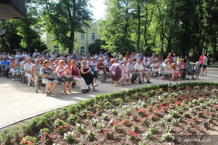 muzycznie-i-tanecznie-w-parku-zdrojowym-foto-64062