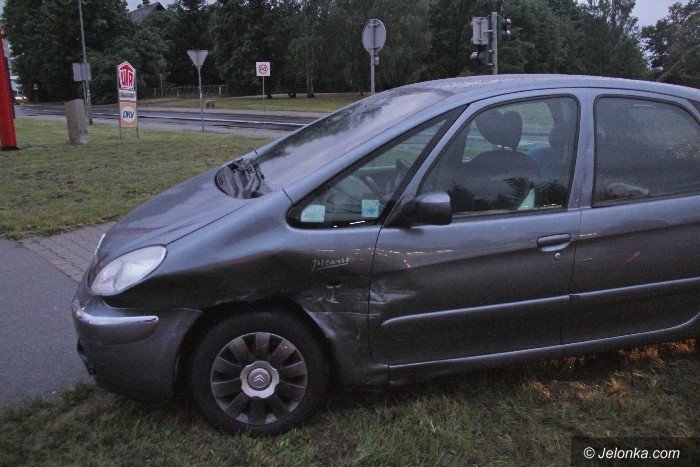kolizja-dwoch-citroenow-na-zabobrzu-foto-64106