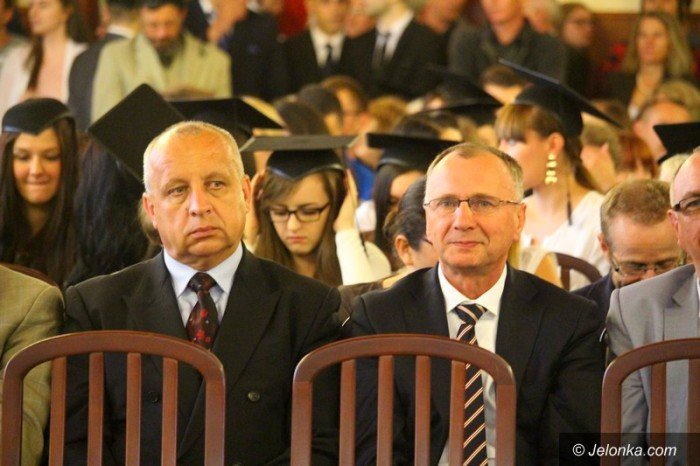 w-kpsw-absolwenci-otrzymali-dyplomy-foto-64129