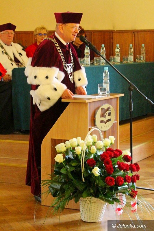 w-kpsw-absolwenci-otrzymali-dyplomy-foto-64129