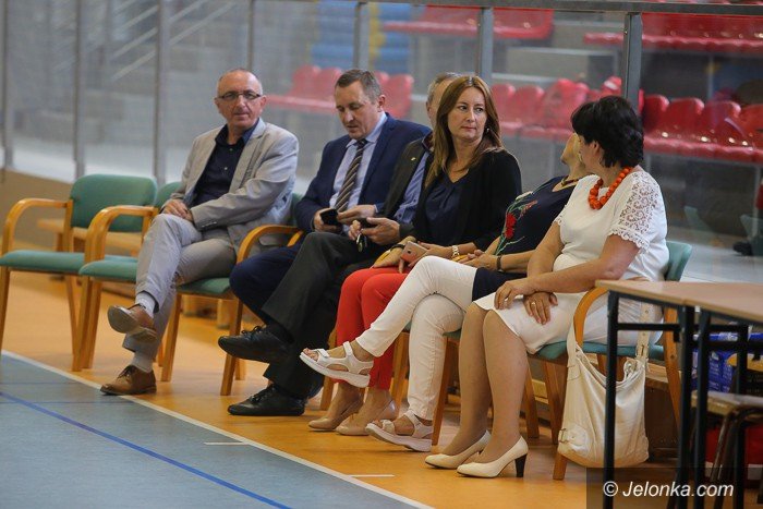 oom-gospodynie-zaliczyy-falstart-foto-64164