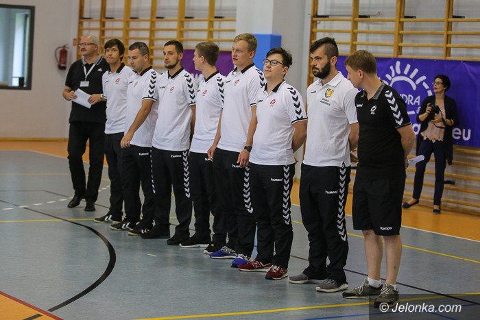 oom-gospodynie-zaliczyy-falstart-foto-64164
