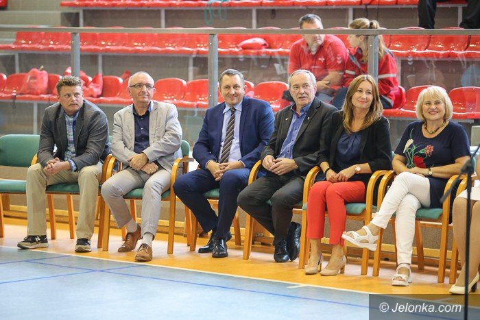 oom-gospodynie-zaliczyy-falstart-foto-64164