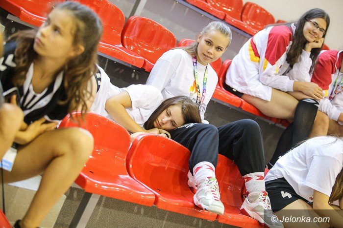 oom-gospodynie-zaliczyy-falstart-foto-64164