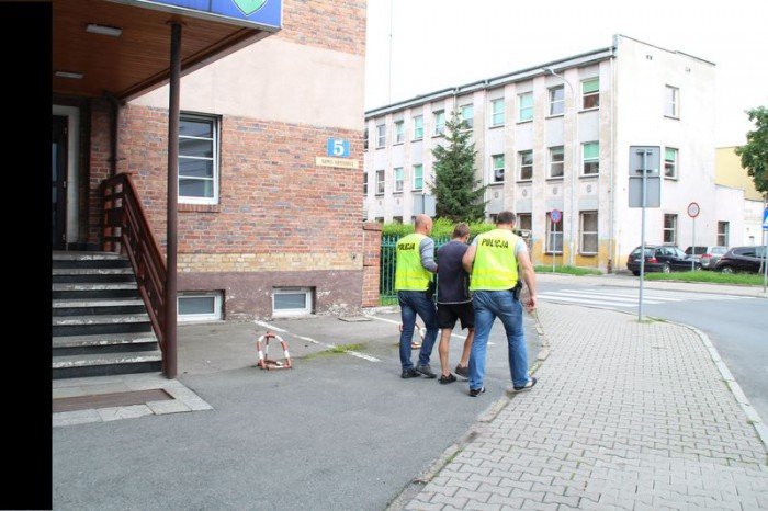 spowodowa-wypadek-i-uciek-zosta-zatrzymany-aktualizacja-foto-64167