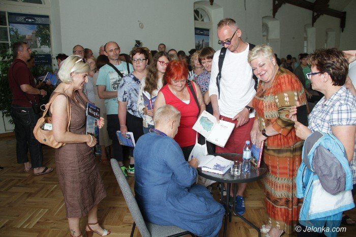 elzbieta-dzikowska-wspaniae-spotkanie-w-bukowcu-foto-64225