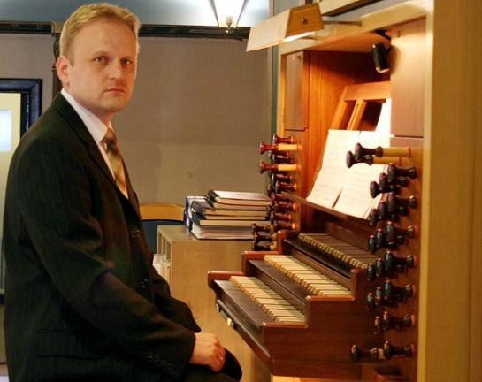 niedzielny-recital-organowy-w-cieplicach-64232