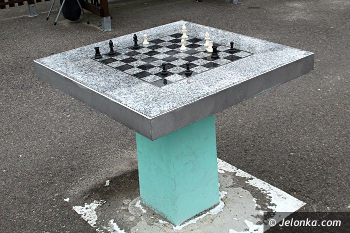 spore-zmiany-na-targowisku-zabobrze-foto-64266