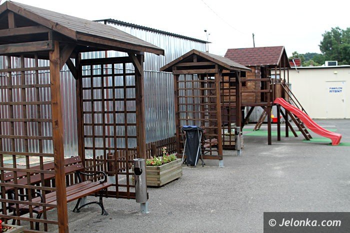 spore-zmiany-na-targowisku-zabobrze-foto-64266