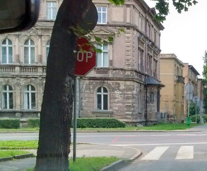 stop-dla-niewidocznego-znaku-foto-64271