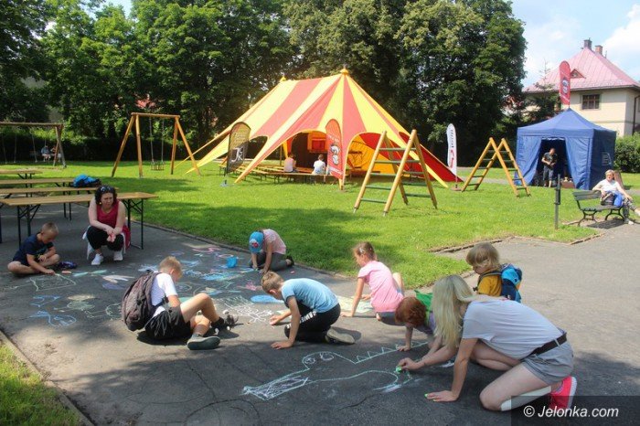 skok-w-blok-rozpocza-objazd-po-podworkach-foto-64273