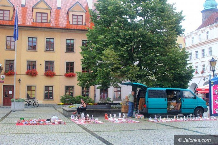 kolekcjonerzy-na-placu-ratuszowym-foto-64274
