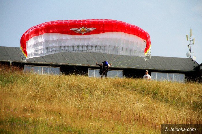 paralotniarze-opanowali-gore-szybowcowa-foto-64310