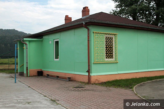 boisko-przy-piatce-do-drobnych-poprawek-foto-64324