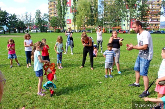 sonce-czy-deszcz-zabawa-przednia-jest-foto-64342
