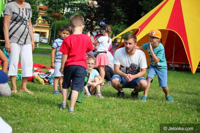 sonce-czy-deszcz-zabawa-przednia-jest-foto-64342