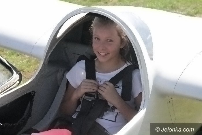ostatni-dzien-wakacyjnych-pokolonii-w-aeroklubie-jeleniogorskim-foto-64344