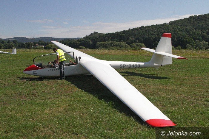 ostatni-dzien-wakacyjnych-pokolonii-w-aeroklubie-jeleniogorskim-foto-64344