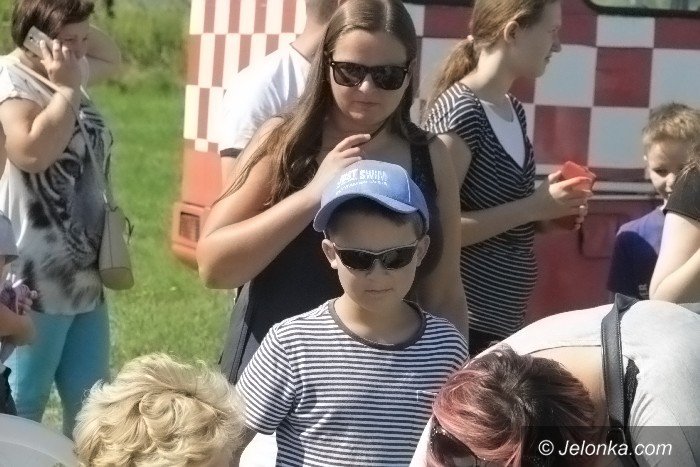 ostatni-dzien-wakacyjnych-pokolonii-w-aeroklubie-jeleniogorskim-foto-64344