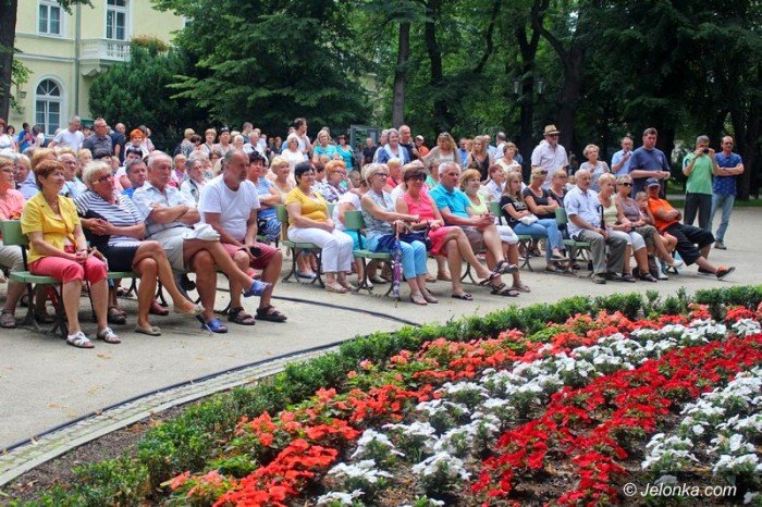 letni-koncert-promenadowy-z-jackiem-szreniawa-foto-64350