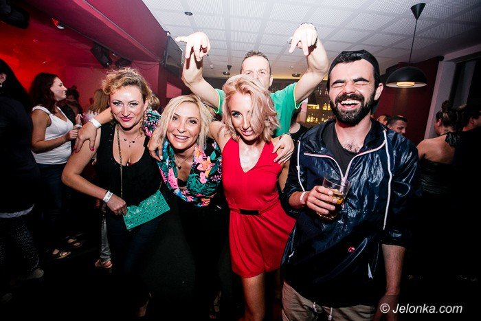 dj-adamus-serwowa-hity-w-klubie-kwadrat-foto-64351