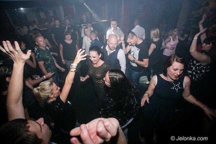 dj-adamus-serwowa-hity-w-klubie-kwadrat-foto-64351