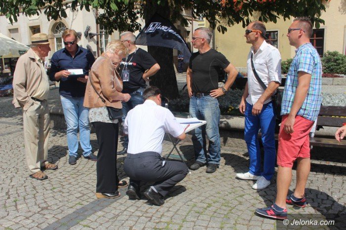 chca-referendum-w-sprawie-uchodzcow-foto-64457
